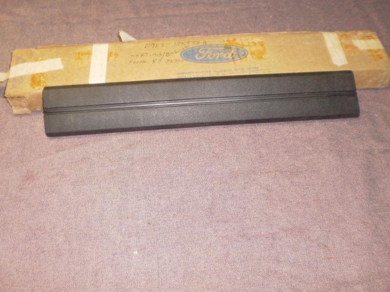 Pinto, bobcat 79 front bumper outer pad rh orig. ford nos