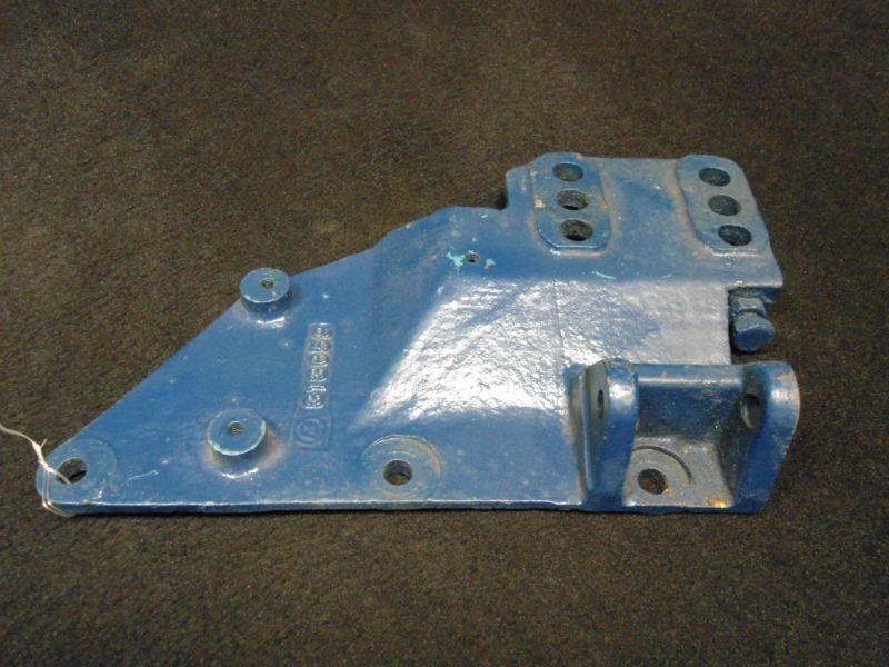 Port brackets #313659/313659 1968-71 omc sterndrive i/o boat motor part