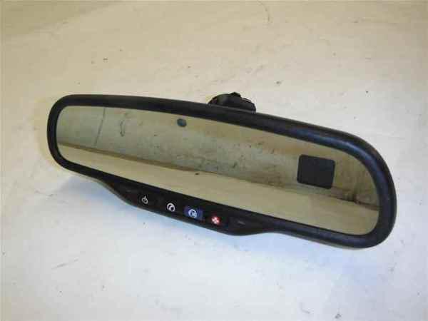 Suburban 1500 tahoe oem rear view mirror w/ onstar lkq