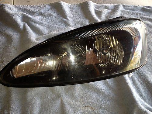 Pontiac grand prix headlight unit