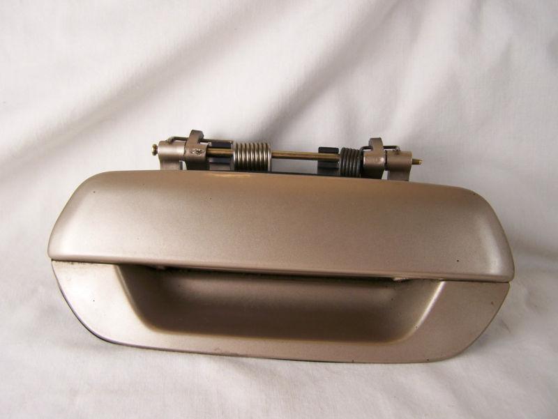 2000-2004 honda odyssey rear lift gate tail gate outer handle rear door oem gold