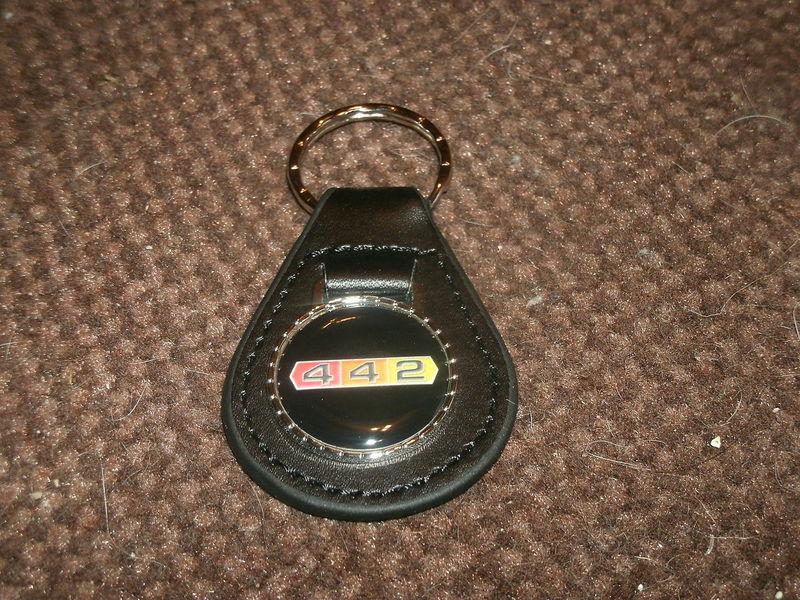 1960's oldsmobile 442 4-4-2 1964 1965 1966 1967 1968 leather keychain new black