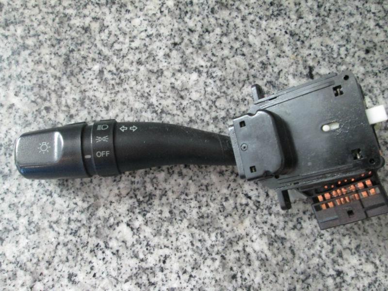 01 02 03  hyundai elantra - headlight / blinker control switch