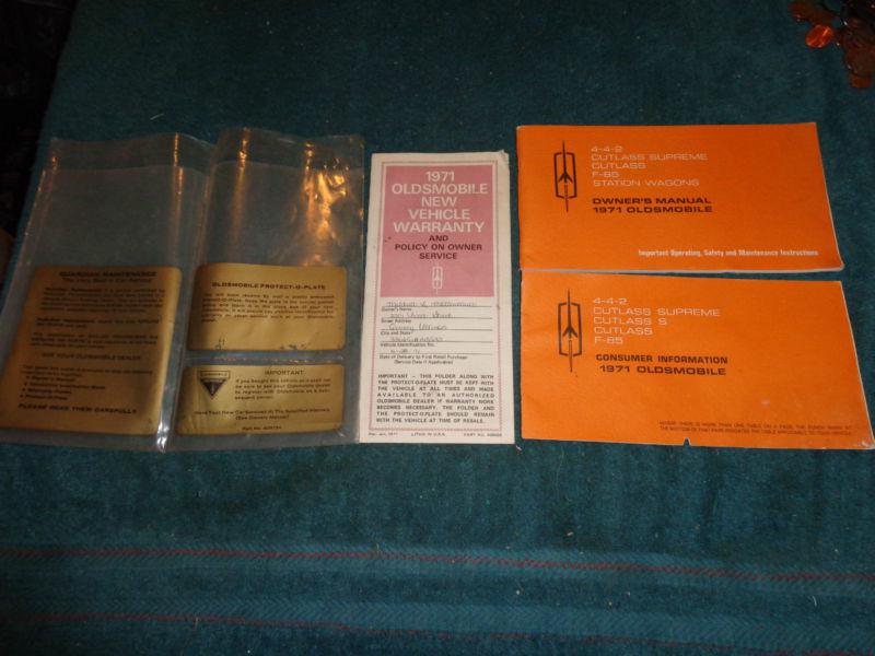 1971 oldsmobile 442 cutlass supreme / f-85  / wagon owner's manual set nice orig