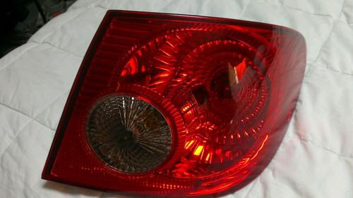 2005-2008 corolla tailight