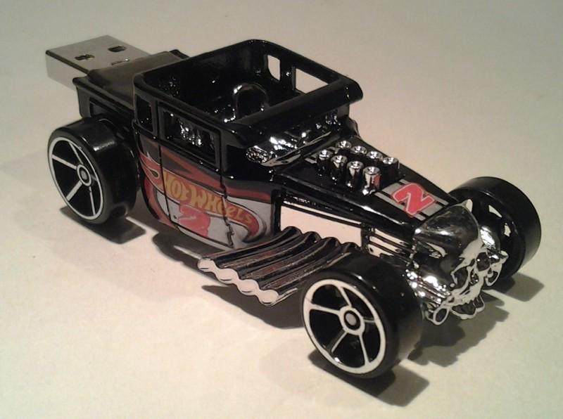 __ hot wheels bone shaker race team autodrive® 8gb usb flash drive - free ship!