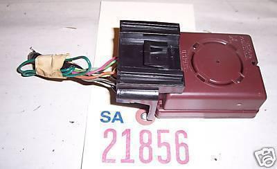 Chevrolet 99 lumina car unknown module/relay 14101255 1999