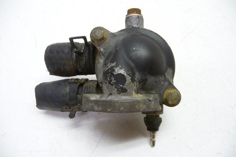 #3253 honda vt500 vt 500 shadow thermostat & housing