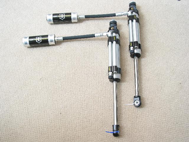 Icon vehicle dynamics 2005 - 2013 toyota tacoma 2.5 omega rear bypass shocks pr