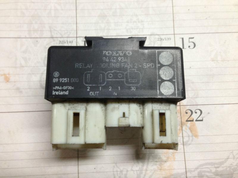 Volvo 2 speed electric fan controller relay lincoln mark viii taurus 93 mustang 