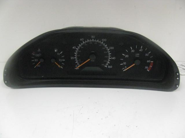 Speedometer cluster mercedes clk 1999 99 351762