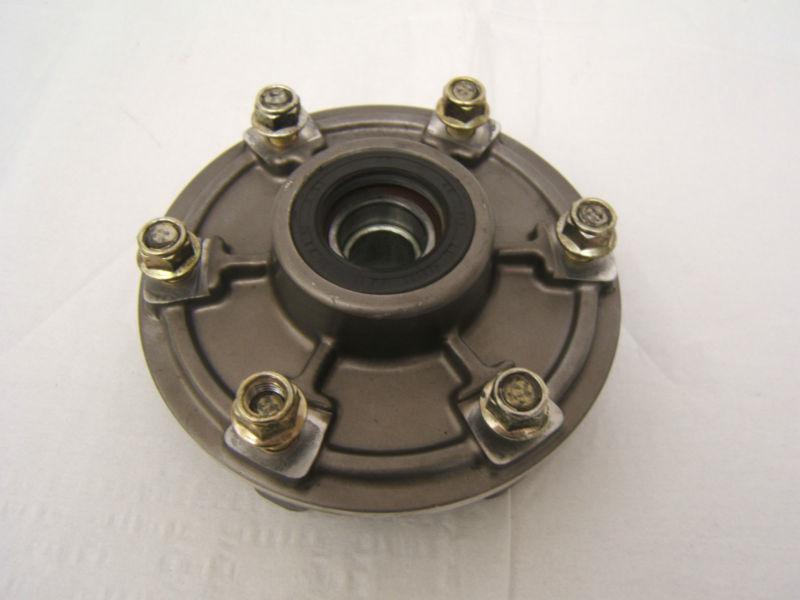 Triumph 2007 07 daytona 675 rear rr wheel sprocket carrier hub assy.