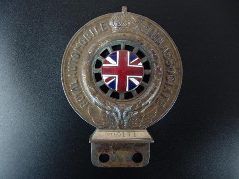 Rolls-royce “royal automobile club associate” grille badge 