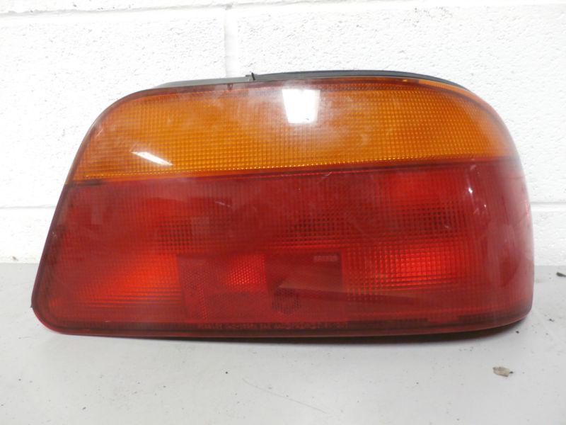 95-96 chrysler sebring passenger side tail light