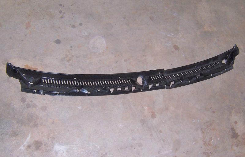 89'-95' geo tracker suzuki sidekick windshield wiper exterior grille cowl trim