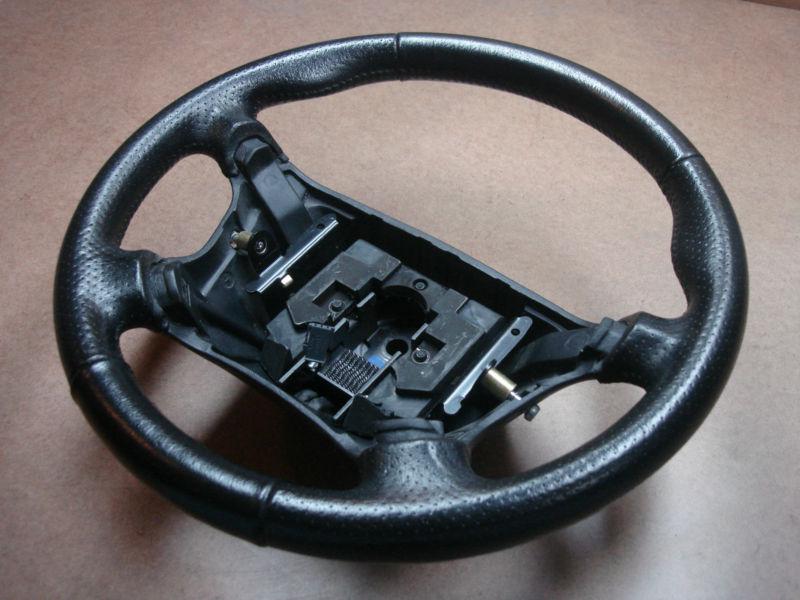 1999-2005 saab 9-3 9-5 oem leather wrapped aero sport steering wheel