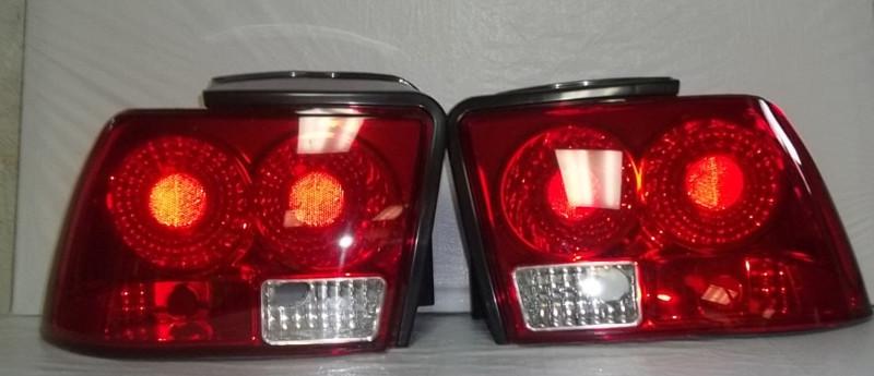 1999-2004 ford mustang taillight