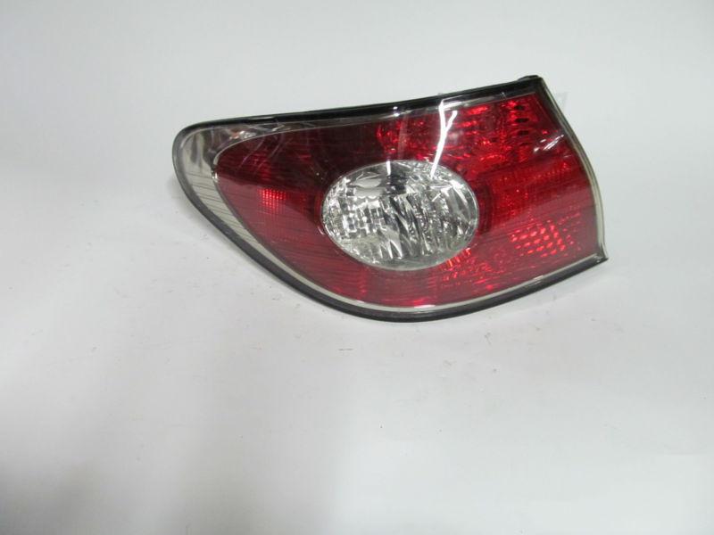 02 03 04 lexus es300 oem left tail light nice!