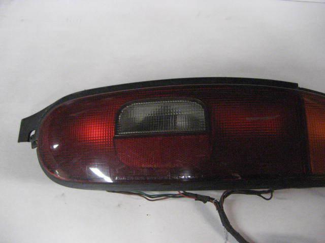 Tail light mazda mx-3 1992 93 94 95 96 right 33137