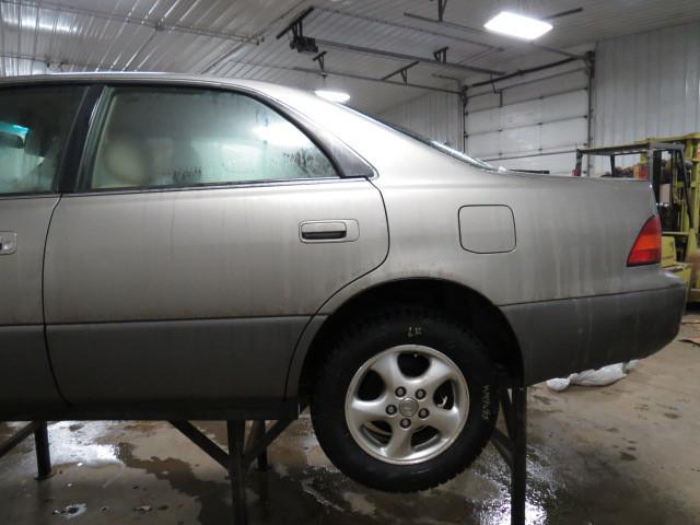 1997 lexus es300 rear or back door left 2480077