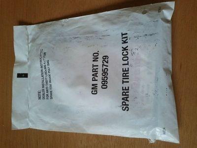 Genuine gm performance 09595729 gm nut pkg new!