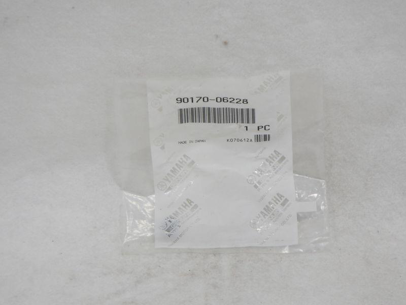 Yamaha 90170-06228 nut *new