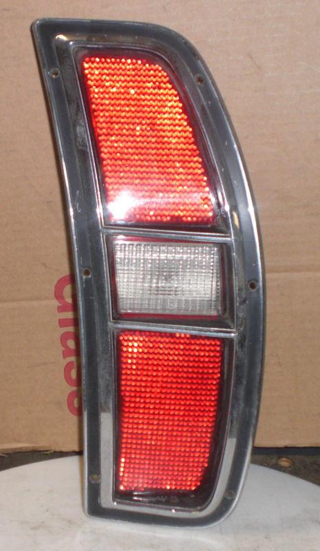 1971 or 1972 ford country squire or sw passergers side tail light