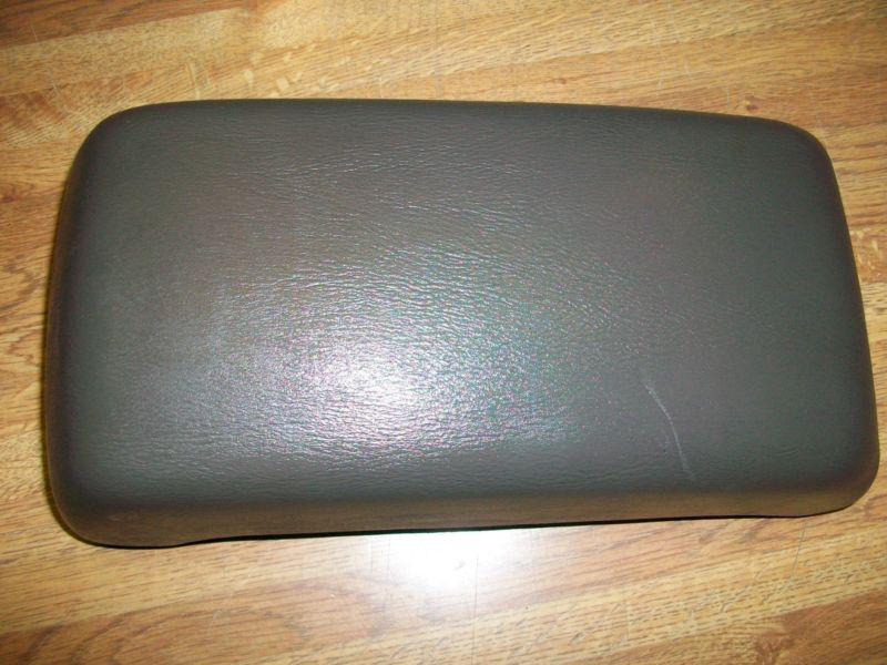 Console armrest - brown subaru legacy 2000 2001 2002 2003 2004