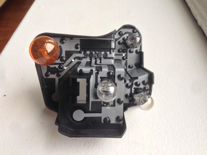 Bmw 3 series bulb socket, left rear light side panel 63217174407 oem oe