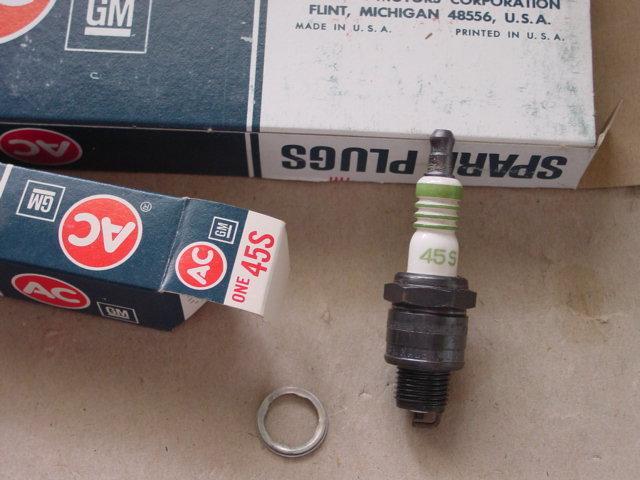 Nos ac spark plugs 1960-70 pontiac firebird gto chevy