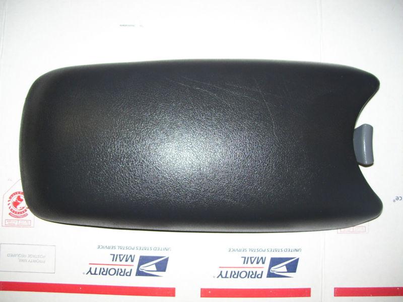 1996 firebird trans am center console lid armrest 94 95 arm rest 93-96 ws6 pad