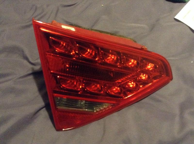  2010-2012 oem audi a5,s5 cabriolet coupe led left inner tailight(trunk lid)