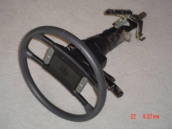 1984 - 88 pontiac fiero sterring wheel colunm  "slightly used"