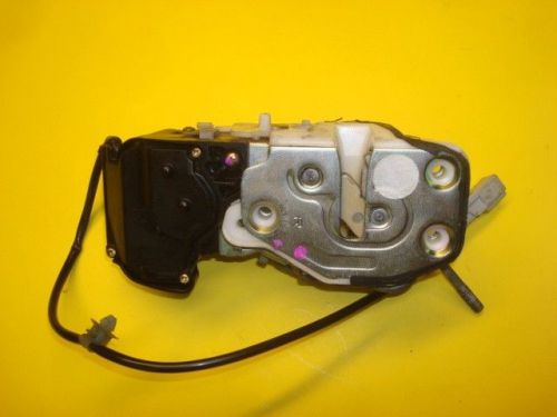 97 98 99 00 01 honda crv cr-v door lock actuator latch rear passenger rh oem