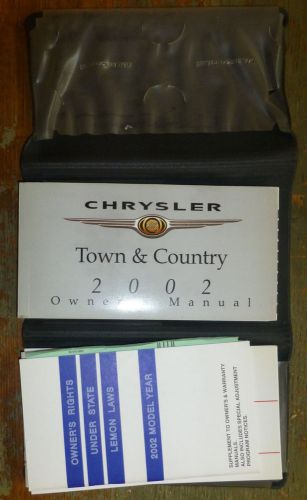 2002 chrysler town country owner&#039;s manual book brochure w/case