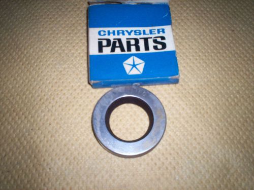 Nos mopar 1967 1968 1969 1970 1971 1972 plymouth dodge 9&amp;3/4 axle oil seal dana