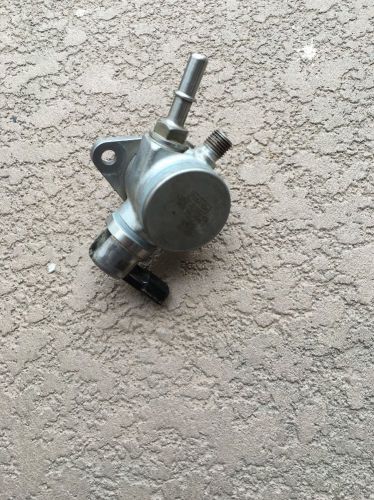 2012-2014 ford focus high pressure fuel pump cm5 -9d376-cb