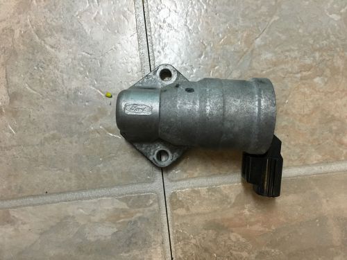 2000-2004 oem volvo s40 v40 idle air control valve 8670419