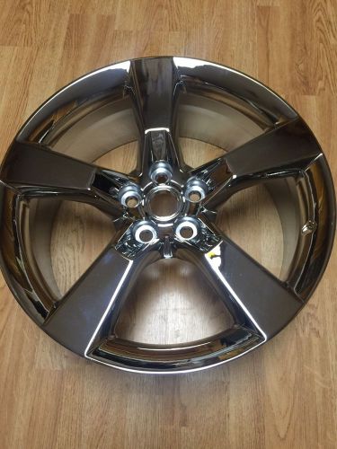 2010 - 2013 chevrolet camaro nice oem 20&#034; chrome front wheel 92230889 #6719