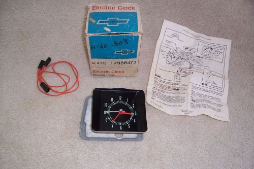 1966 66 chevrolet impala nos clock original gm delco