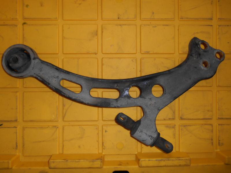 97-01 toyota camry left front lower control arm driver side 2#d-11