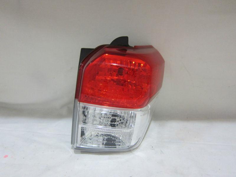 2011 toyota 4 runner oem used rh-passenger side tail light