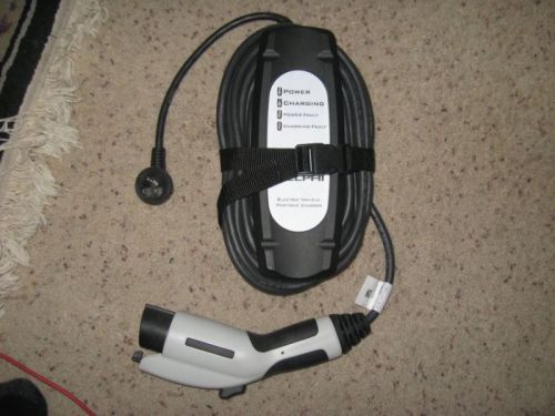 Delphi electric vehicle car charger pcs-i works great see pictures for condition