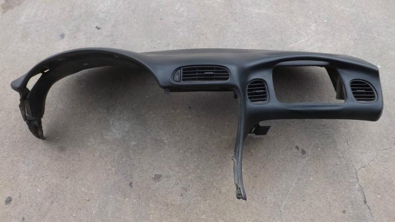 97-04 corvette dash pad 