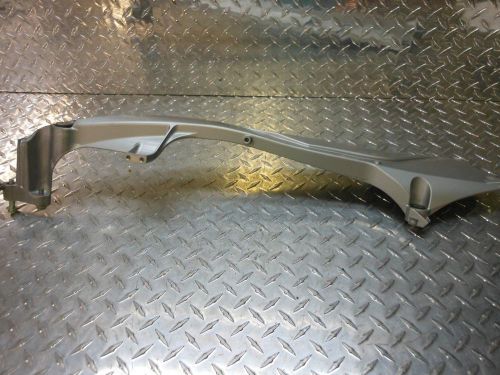 09 07-10 honda cbr 600 rr cbr600rr oem left seat rail subframe 50200-mfj-a30