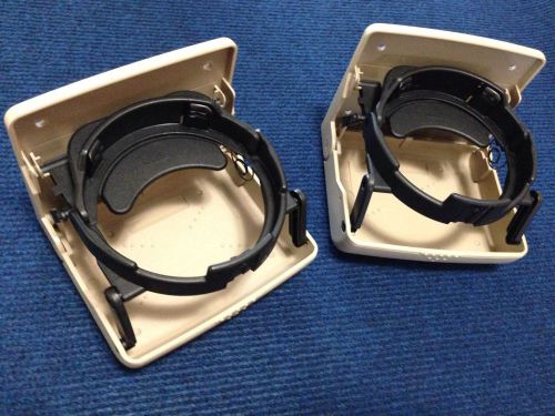 97-03 mercedes e320 wagon  rear seat cupholder cup holder pair set clean! w210