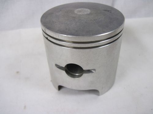 Nos one vintage kawasaki piston to fit 1977 - 1981 500cc (72mm) jet skis......mz