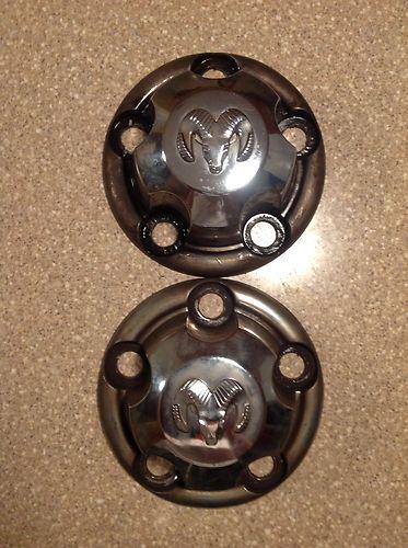 Dodge ram 1500 center cap 