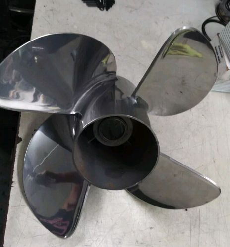 Mercury revolution 4 rev 4 19p rh stainless 4 blade prop propeller