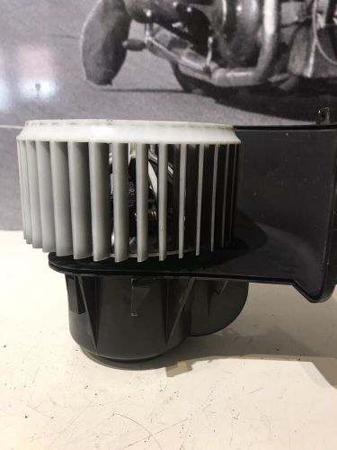 Volkswagen transporter t5 2.5tdi heater blower motor fan 2007 7h2820021b